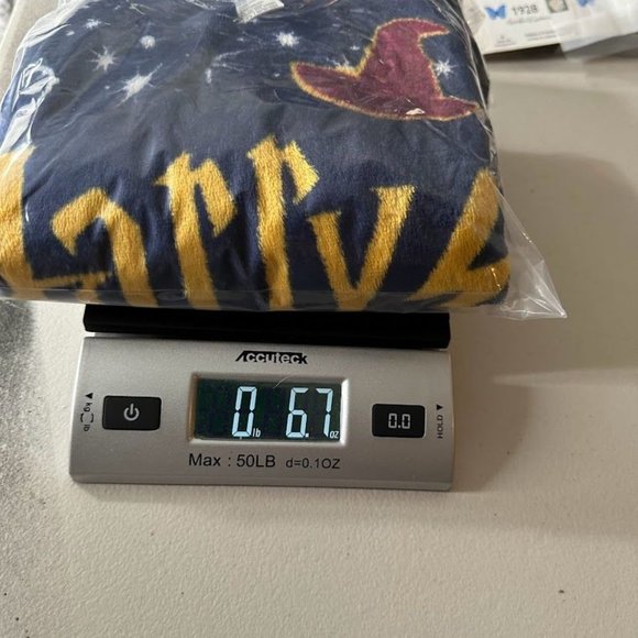 Harry Potter Sleep Top Kids Small 4/6 Fluffy Soft Wand Letter Sorting Hat - Picture 13 of 13